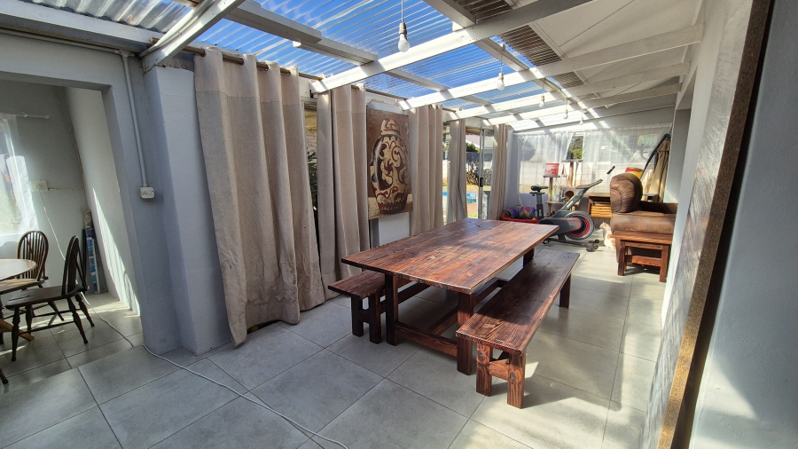 4 Bedroom Property for Sale in Bergsig Eastern Cape